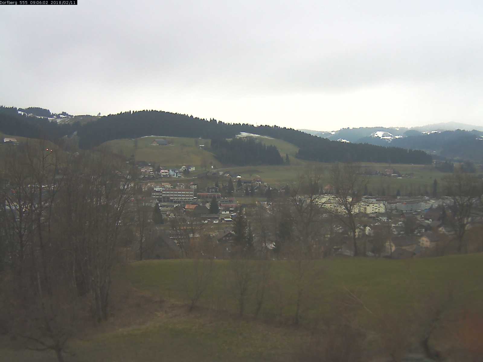 Webcam-Bild: Aussicht vom Dorfberg in Langnau 20180211-090601