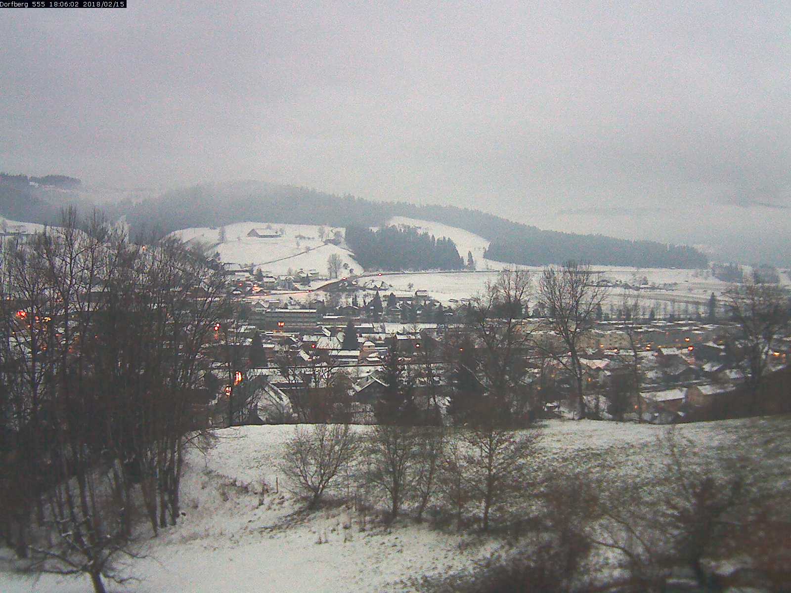 Webcam-Bild: Aussicht vom Dorfberg in Langnau 20180215-180601