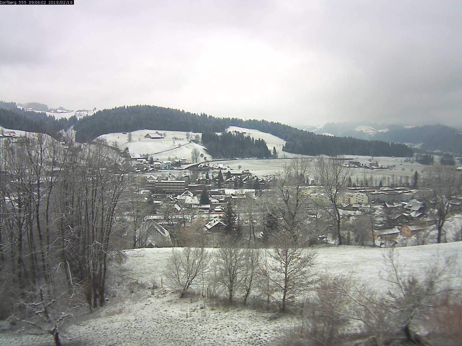Webcam-Bild: Aussicht vom Dorfberg in Langnau 20180218-090601