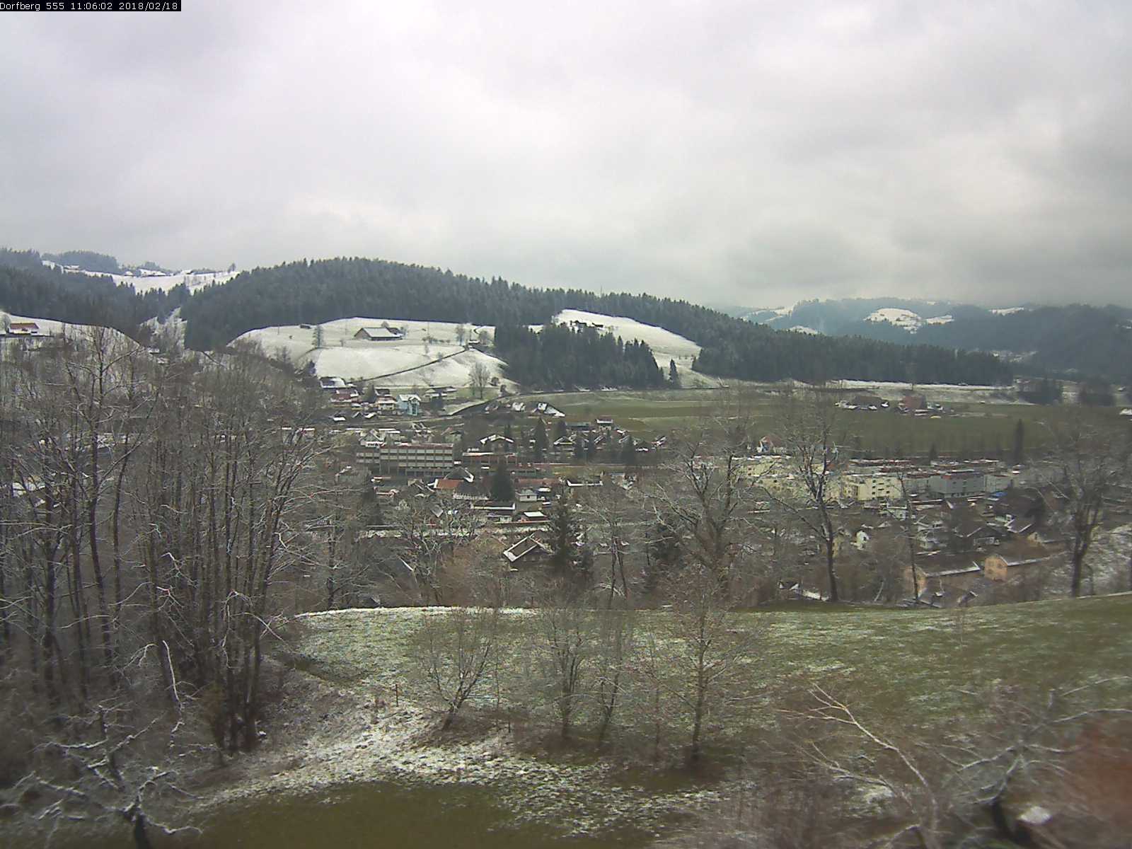 Webcam-Bild: Aussicht vom Dorfberg in Langnau 20180218-110601