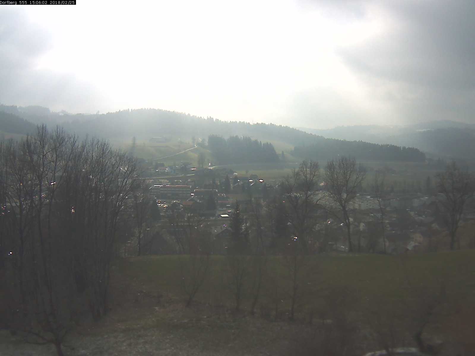 Webcam-Bild: Aussicht vom Dorfberg in Langnau 20180225-150601