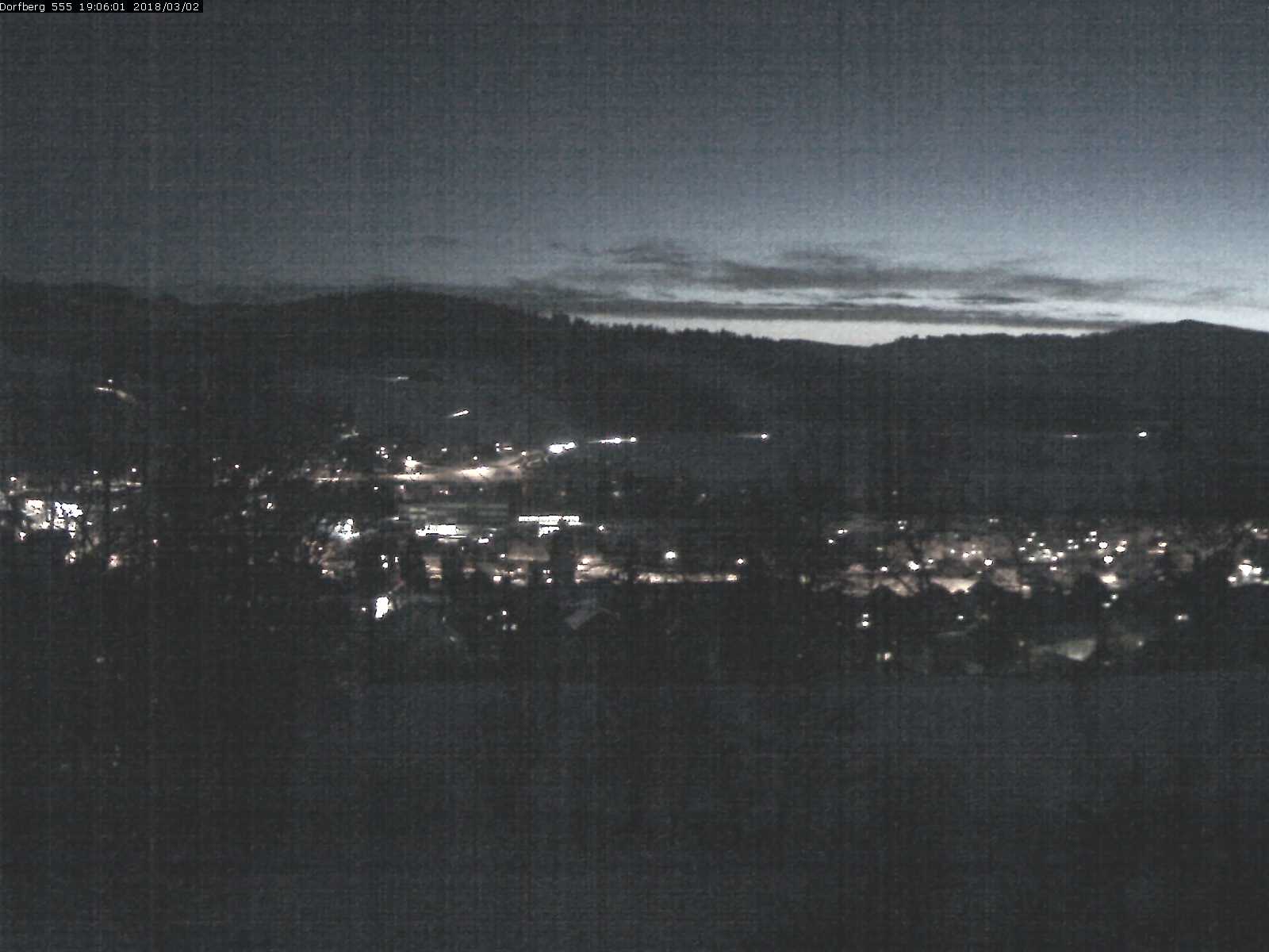 Webcam-Bild: Aussicht vom Dorfberg in Langnau 20180302-190601