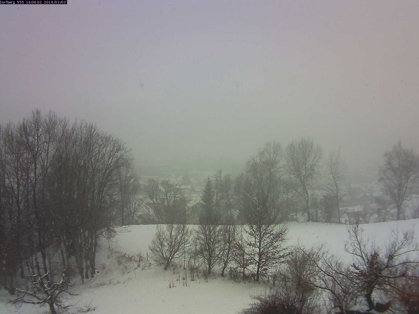 Webcam-Bild: Aussicht vom Dorfberg in Langnau 20180303-160601