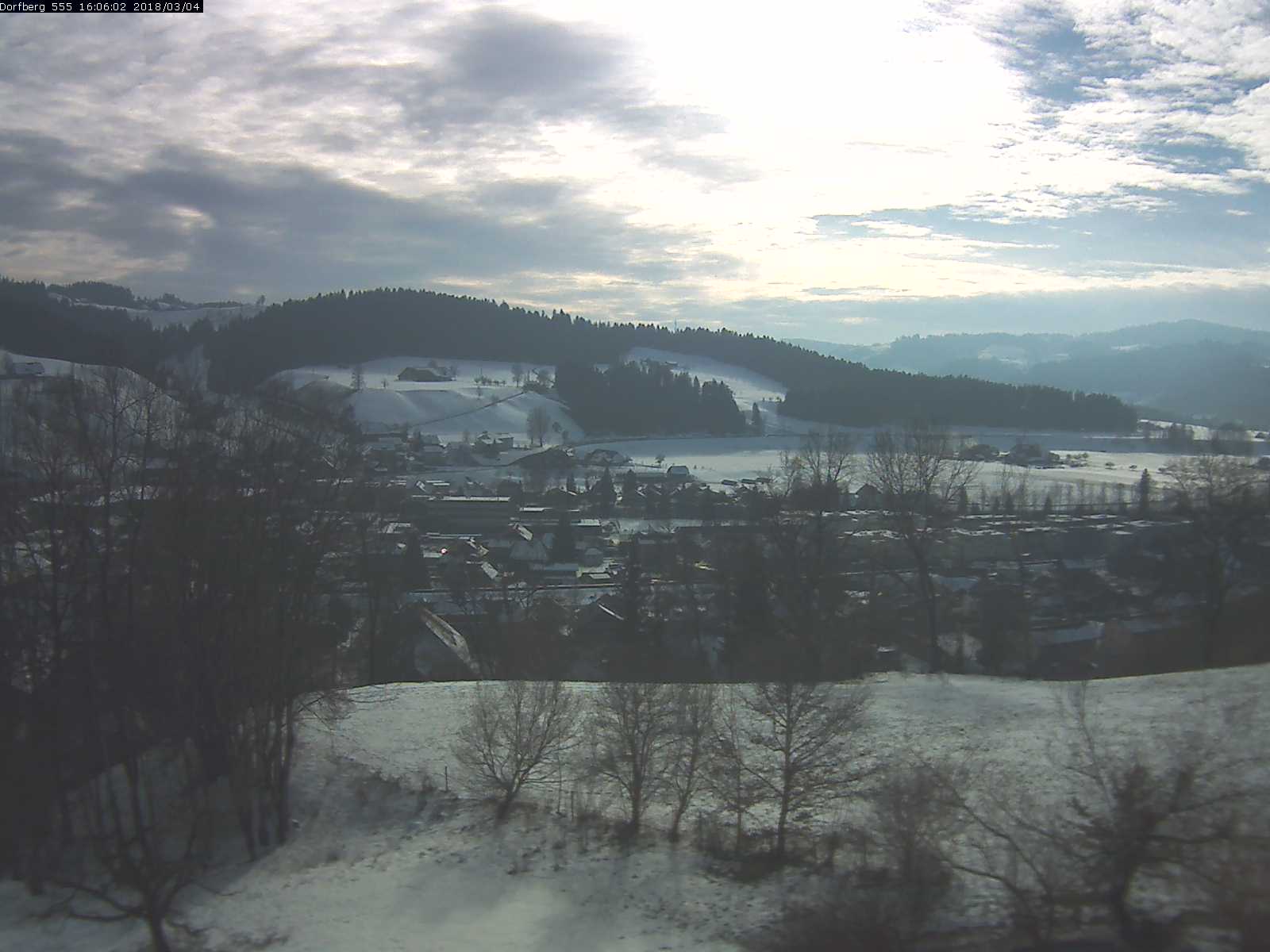 Webcam-Bild: Aussicht vom Dorfberg in Langnau 20180304-160601