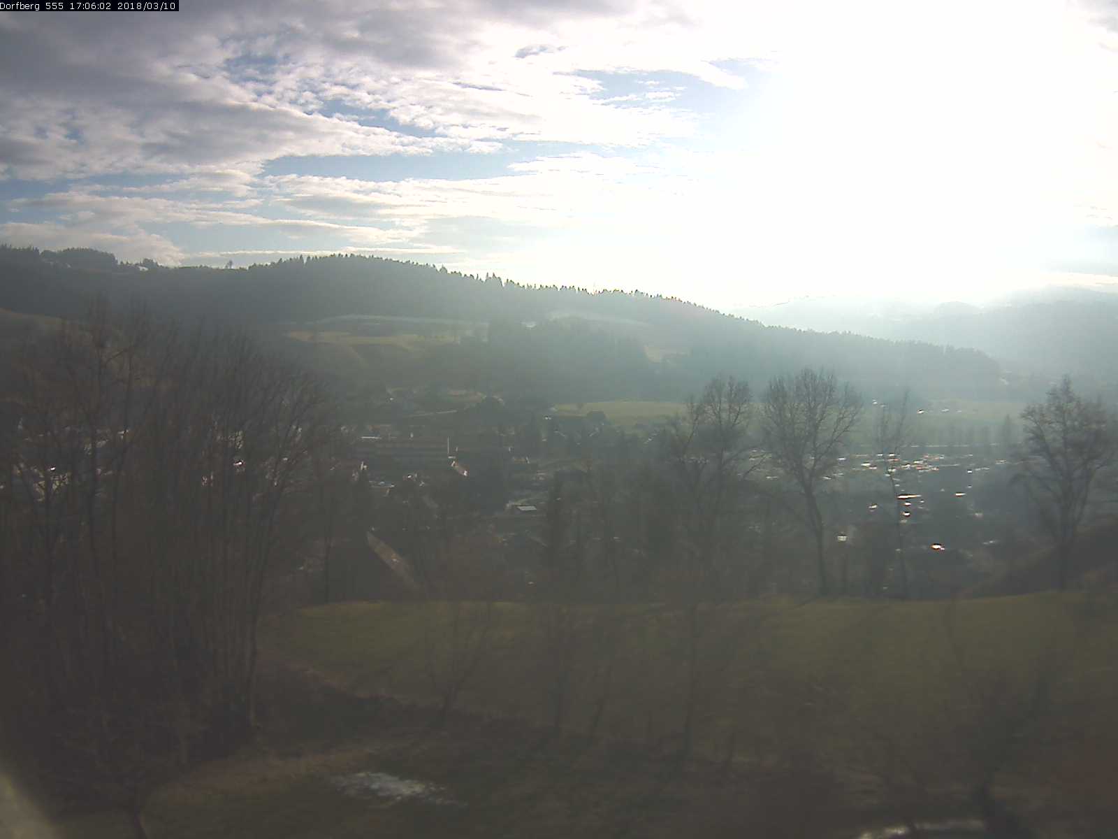 Webcam-Bild: Aussicht vom Dorfberg in Langnau 20180310-170601