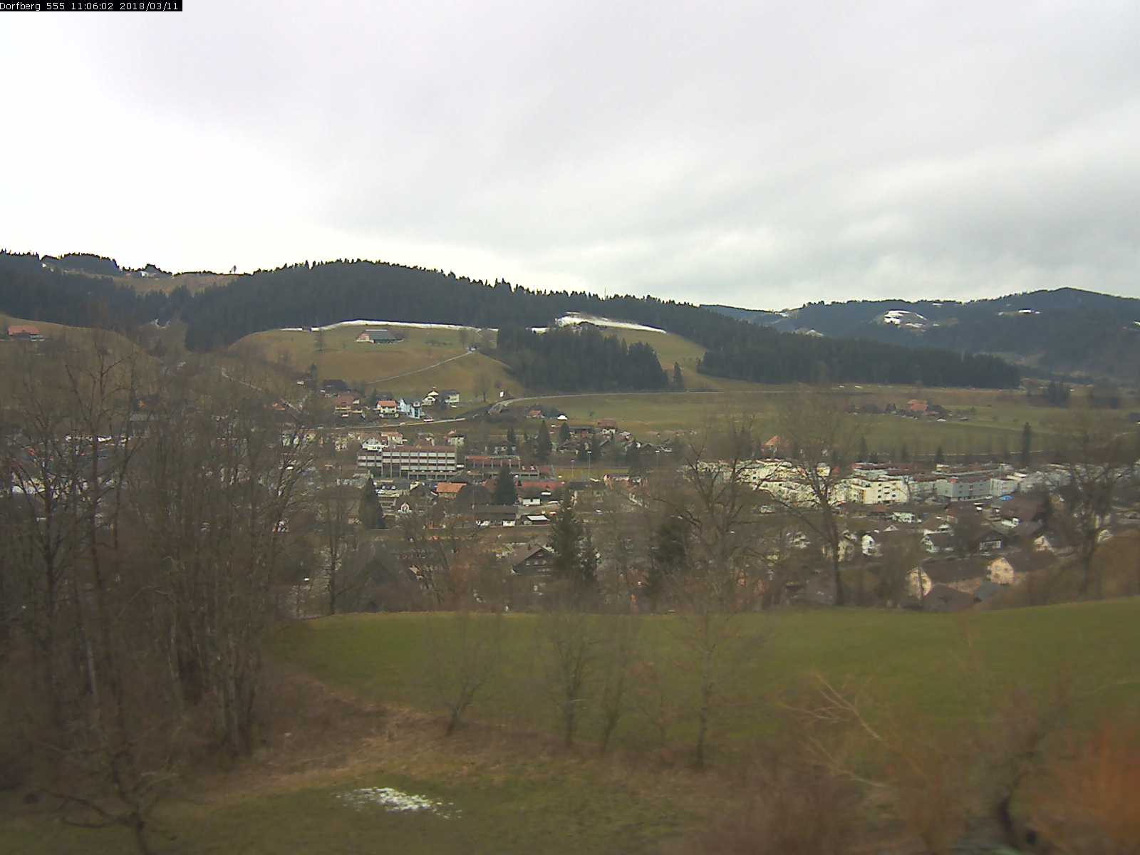 Webcam-Bild: Aussicht vom Dorfberg in Langnau 20180311-110601