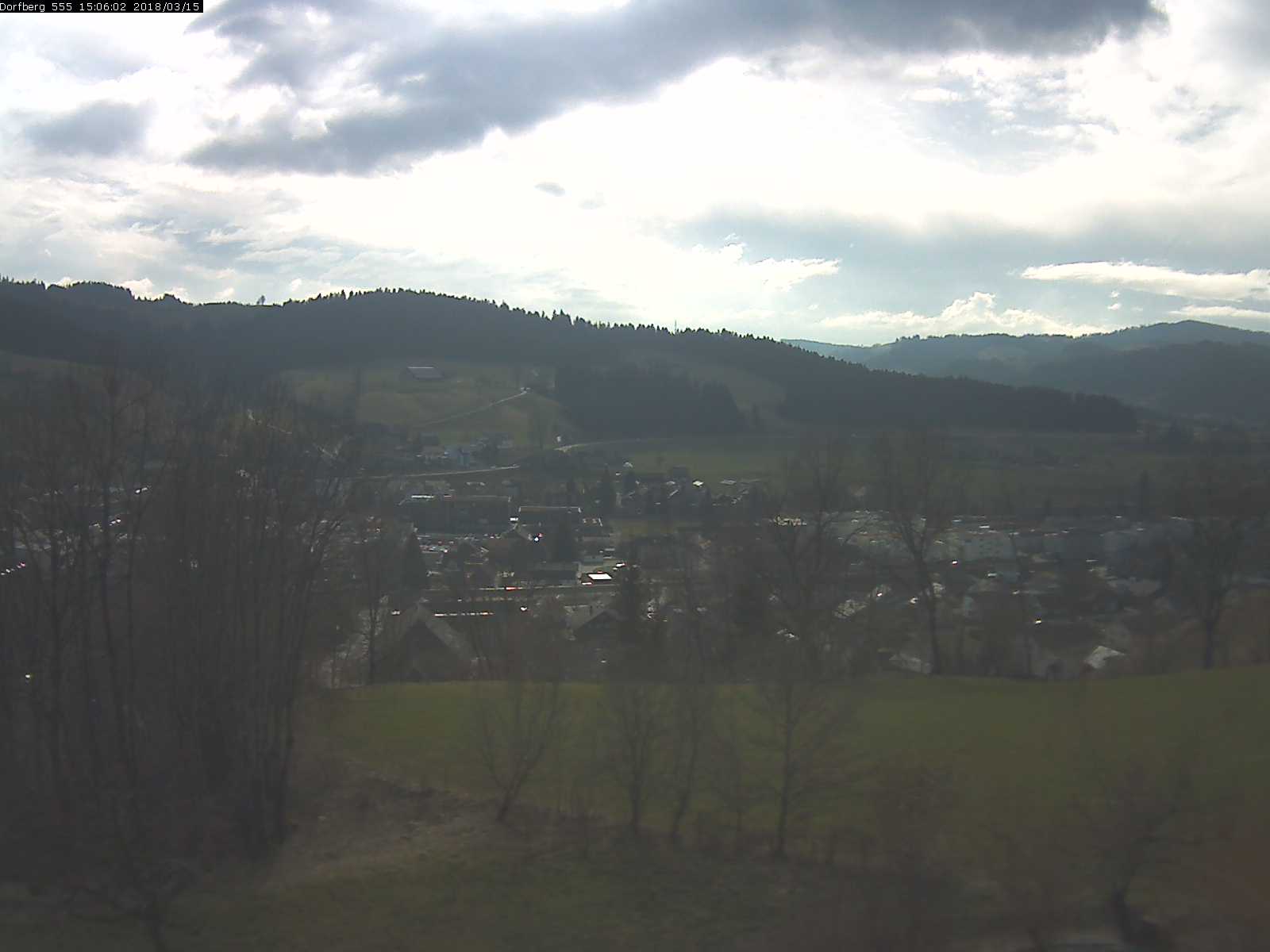 Webcam-Bild: Aussicht vom Dorfberg in Langnau 20180315-150601