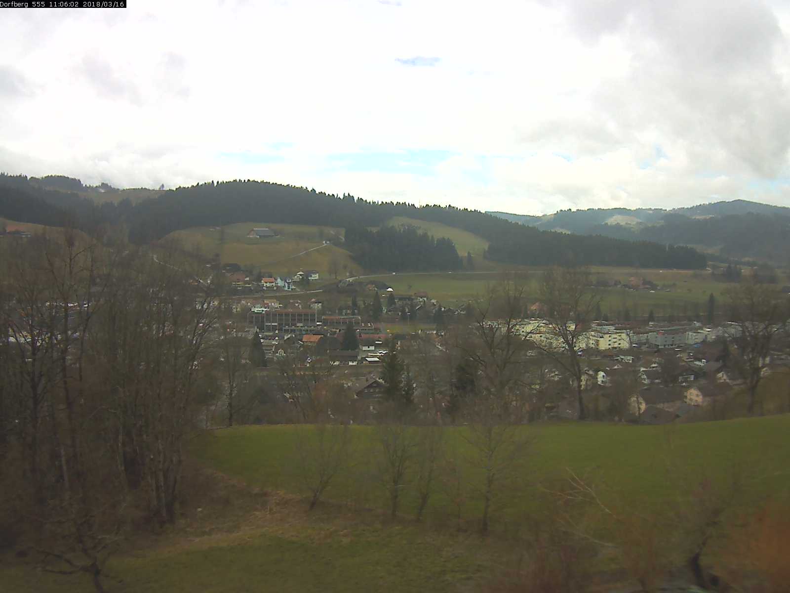 Webcam-Bild: Aussicht vom Dorfberg in Langnau 20180316-110601