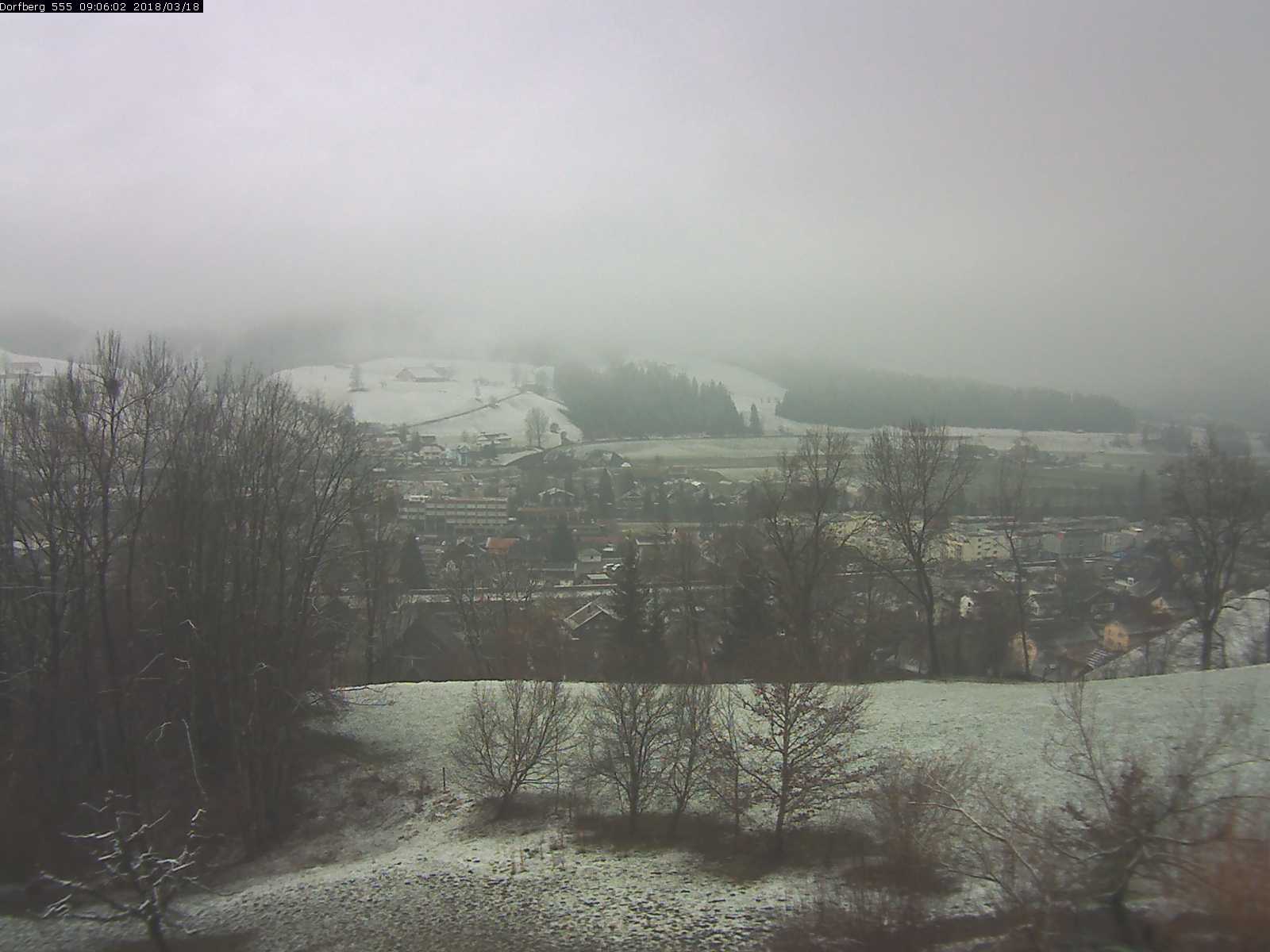 Webcam-Bild: Aussicht vom Dorfberg in Langnau 20180318-090601
