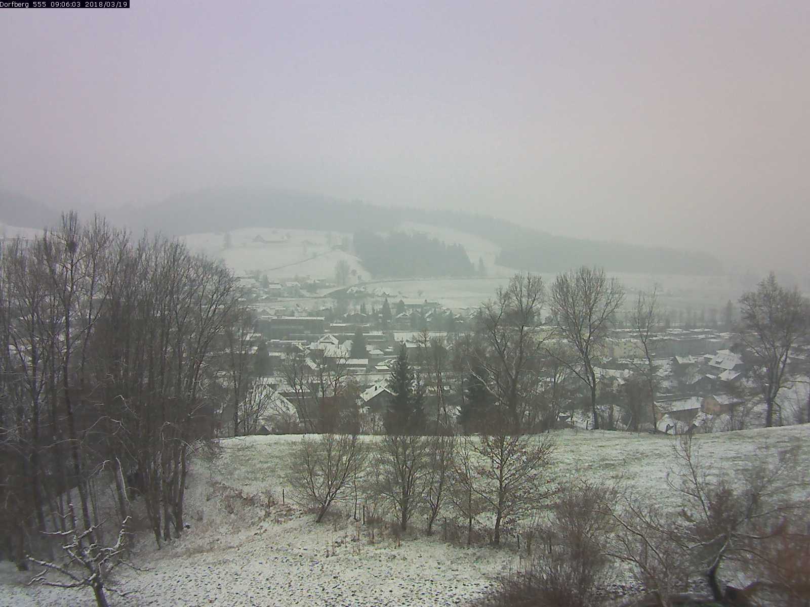 Webcam-Bild: Aussicht vom Dorfberg in Langnau 20180319-090601