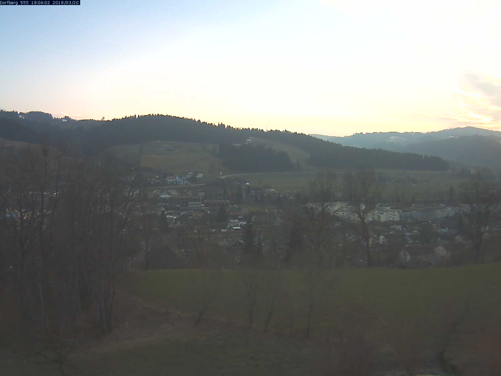 Webcam-Bild: Aussicht vom Dorfberg in Langnau 20180320-180601