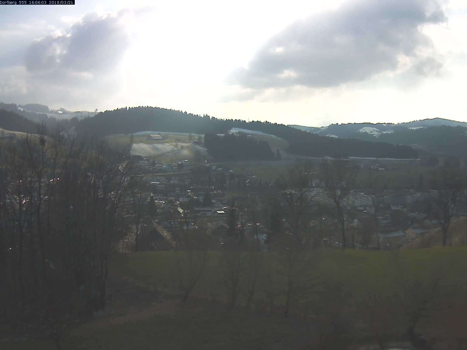 Webcam-Bild: Aussicht vom Dorfberg in Langnau 20180321-160601