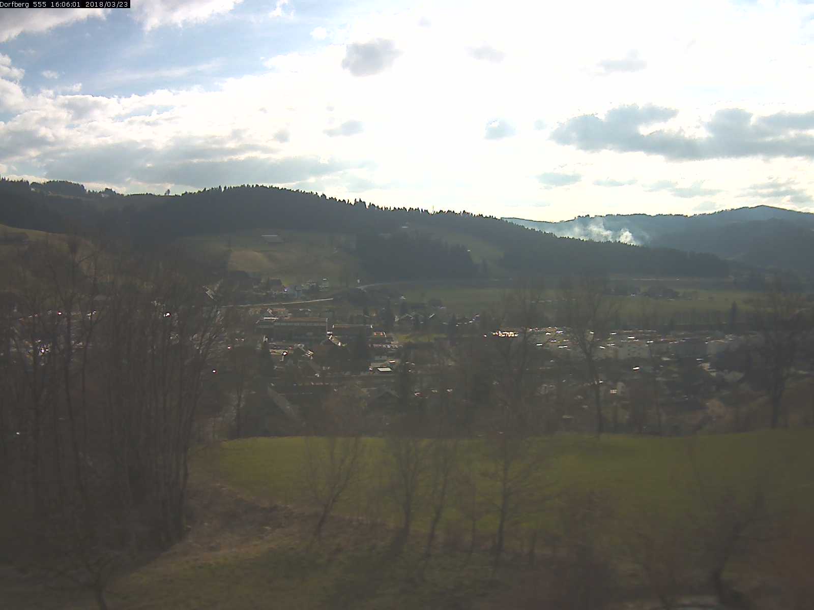 Webcam-Bild: Aussicht vom Dorfberg in Langnau 20180323-160601