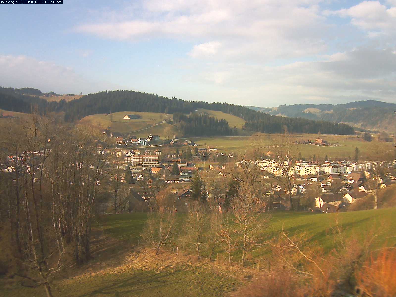 Webcam-Bild: Aussicht vom Dorfberg in Langnau 20180325-090601