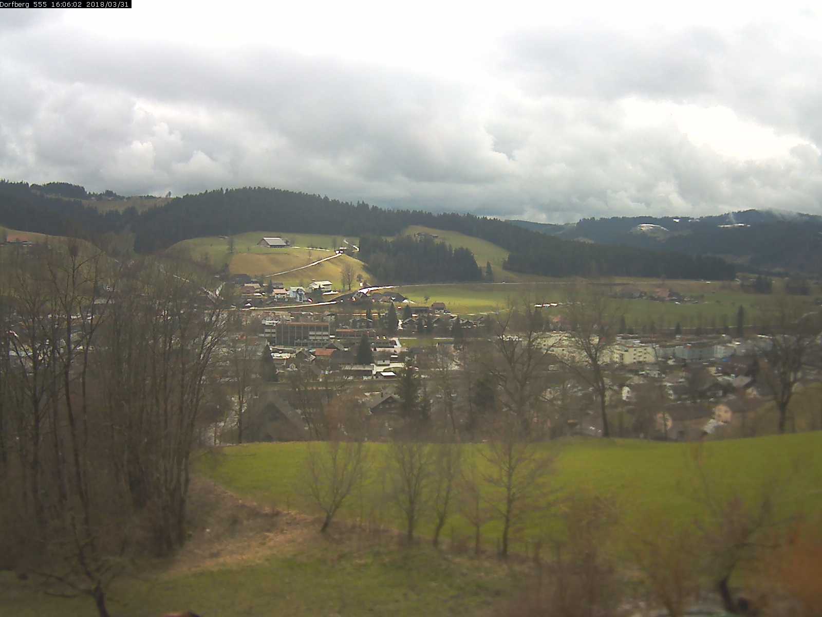 Webcam-Bild: Aussicht vom Dorfberg in Langnau 20180331-160601