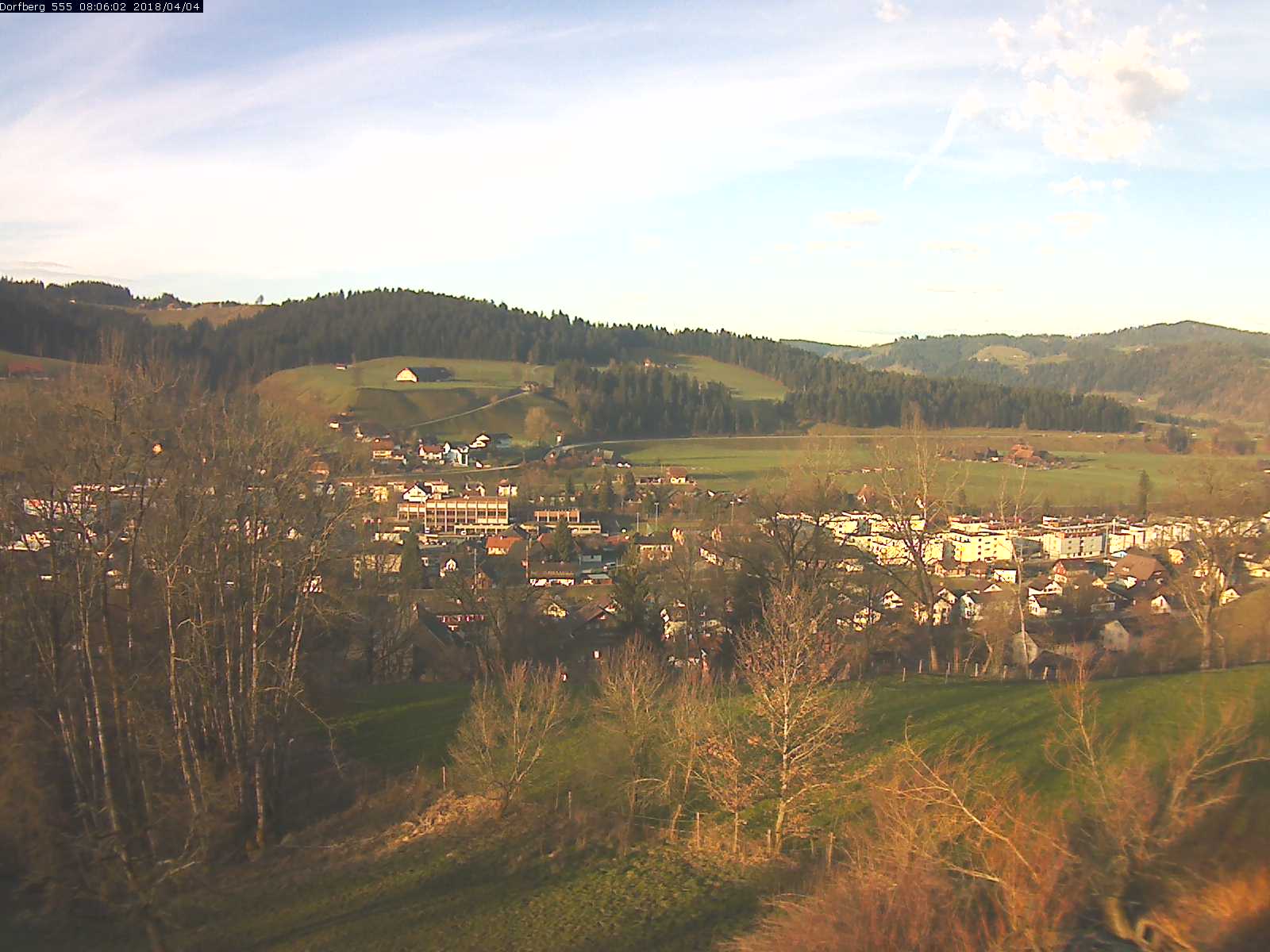 Webcam-Bild: Aussicht vom Dorfberg in Langnau 20180404-080601