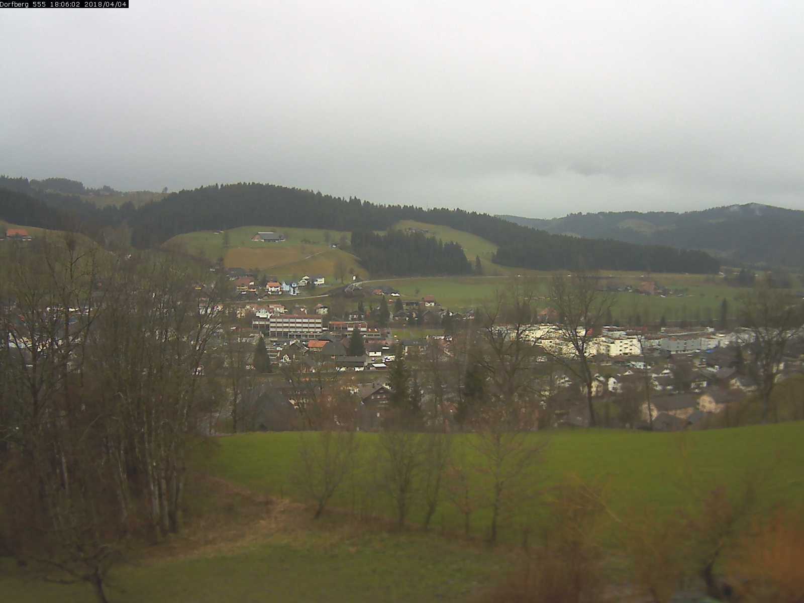 Webcam-Bild: Aussicht vom Dorfberg in Langnau 20180404-180601