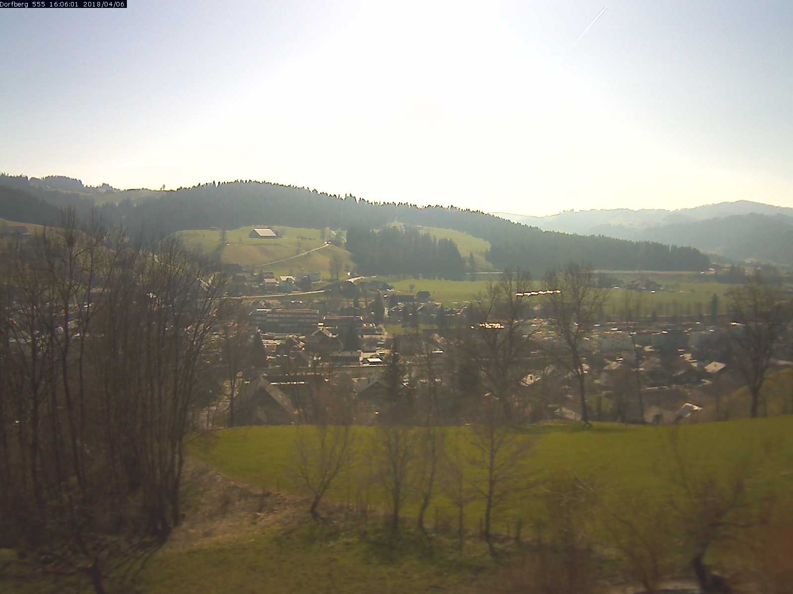Webcam-Bild: Aussicht vom Dorfberg in Langnau 20180406-160601