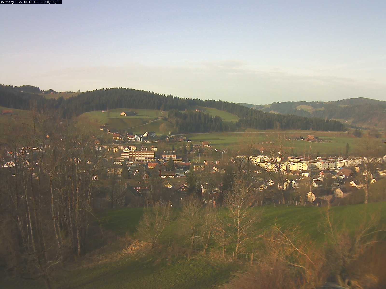 Webcam-Bild: Aussicht vom Dorfberg in Langnau 20180408-080602