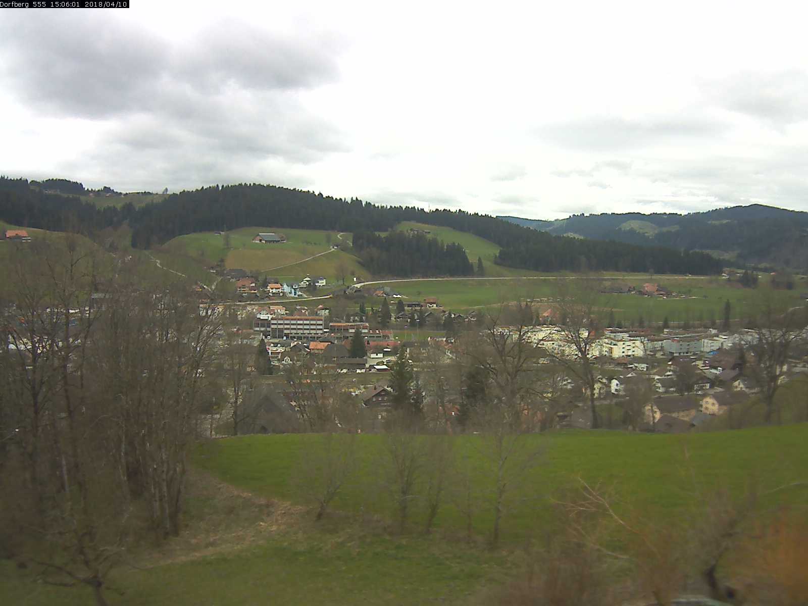 Webcam-Bild: Aussicht vom Dorfberg in Langnau 20180410-150601