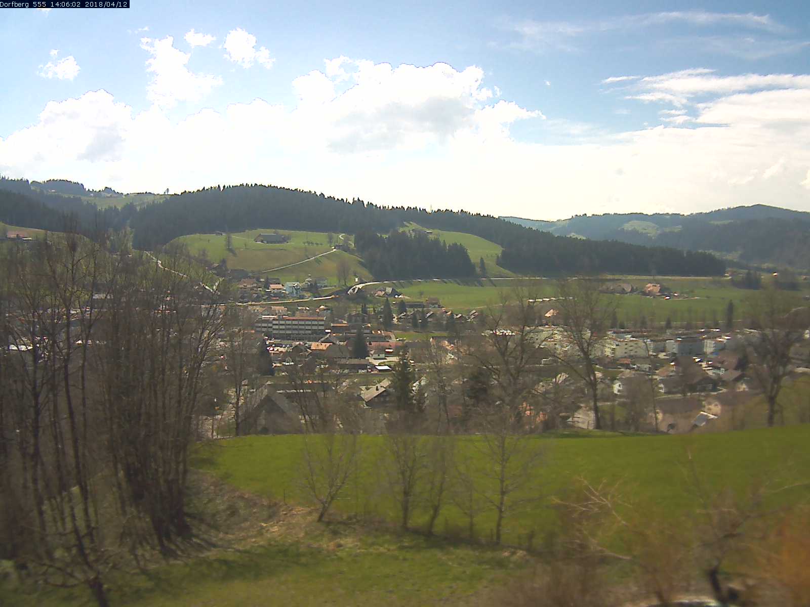 Webcam-Bild: Aussicht vom Dorfberg in Langnau 20180412-140601