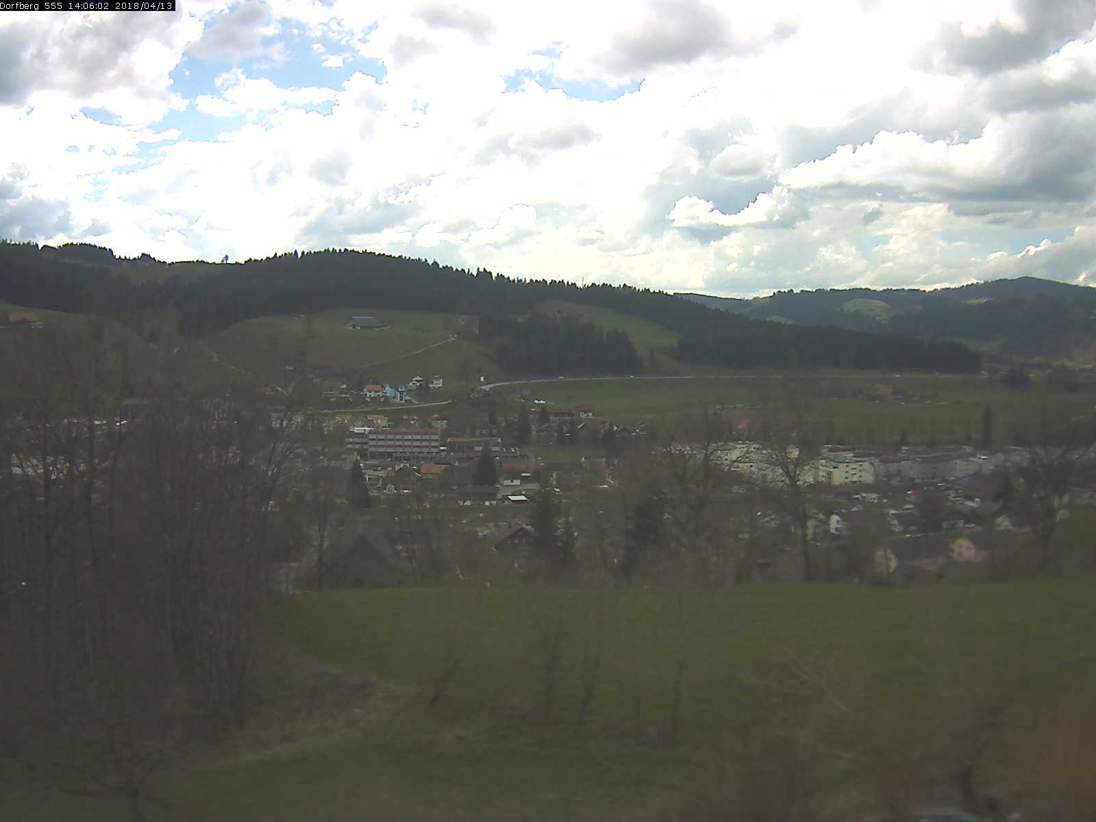Webcam-Bild: Aussicht vom Dorfberg in Langnau 20180413-140601