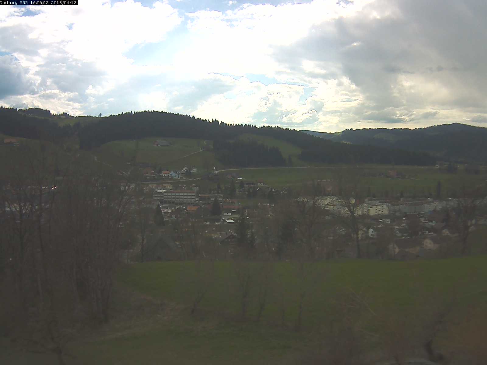 Webcam-Bild: Aussicht vom Dorfberg in Langnau 20180413-160601