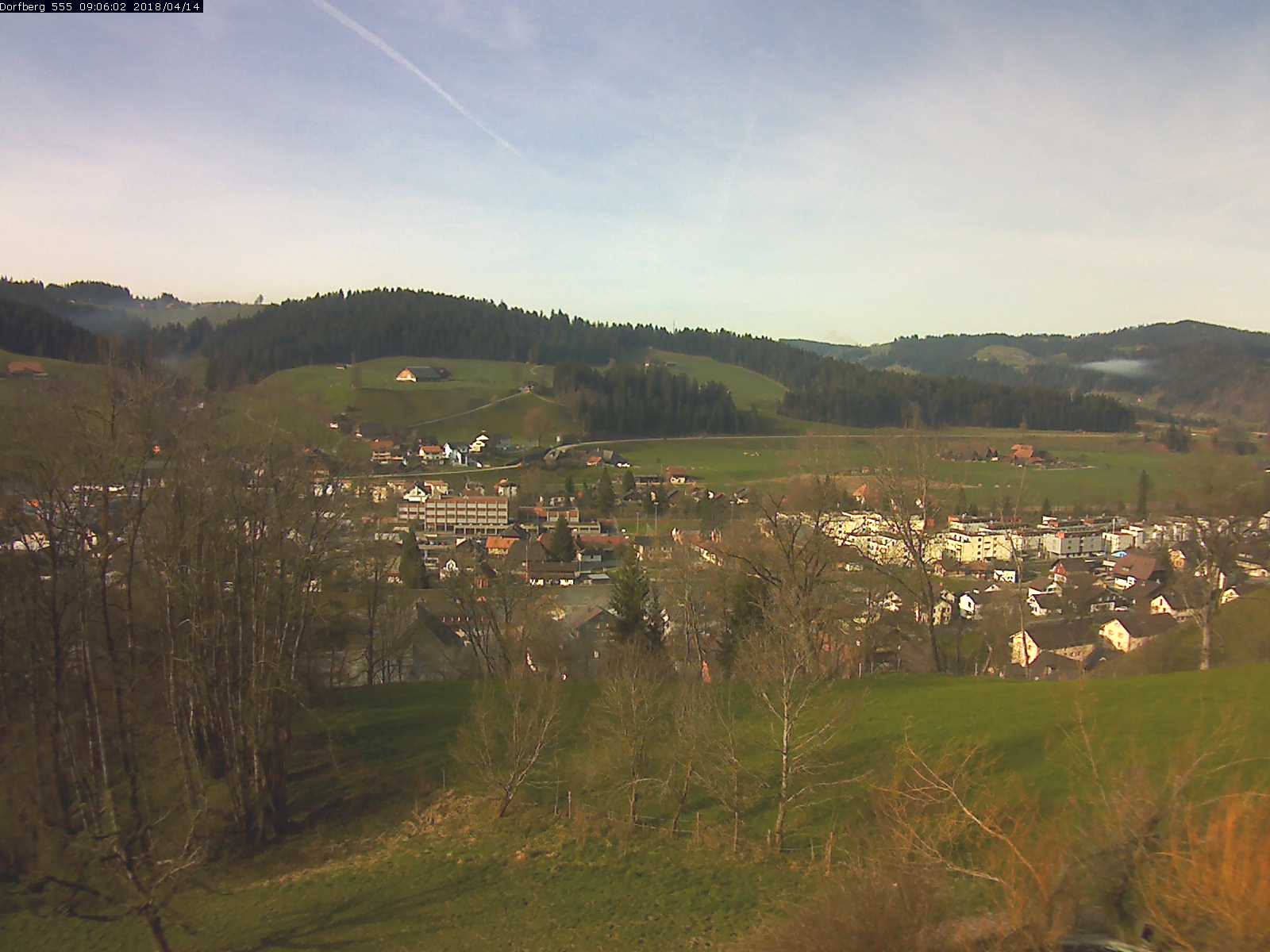 Webcam-Bild: Aussicht vom Dorfberg in Langnau 20180414-090601