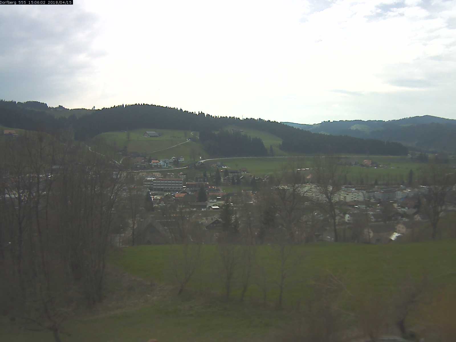 Webcam-Bild: Aussicht vom Dorfberg in Langnau 20180415-150601