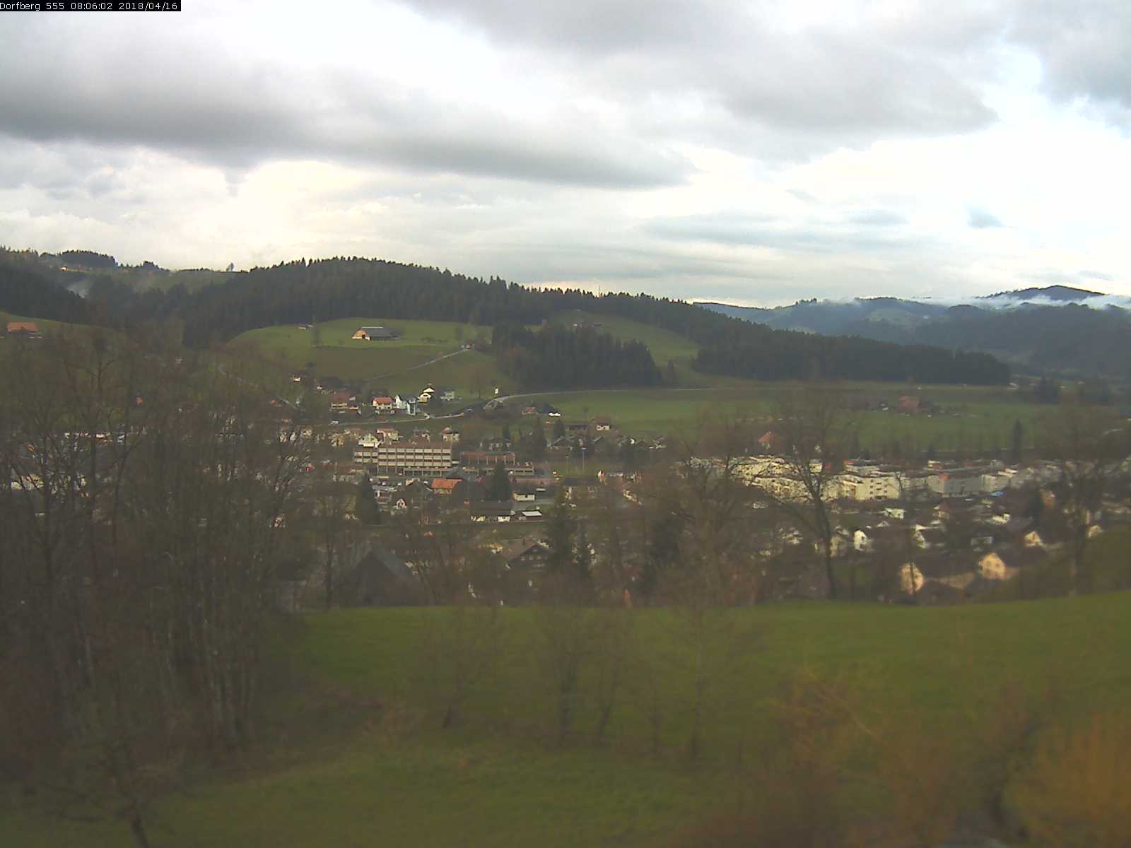 Webcam-Bild: Aussicht vom Dorfberg in Langnau 20180416-080601