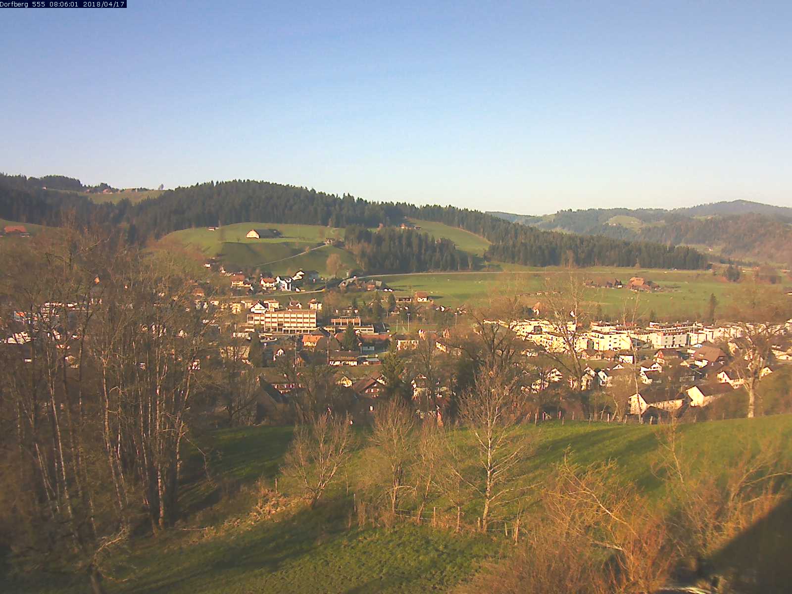 Webcam-Bild: Aussicht vom Dorfberg in Langnau 20180417-080601