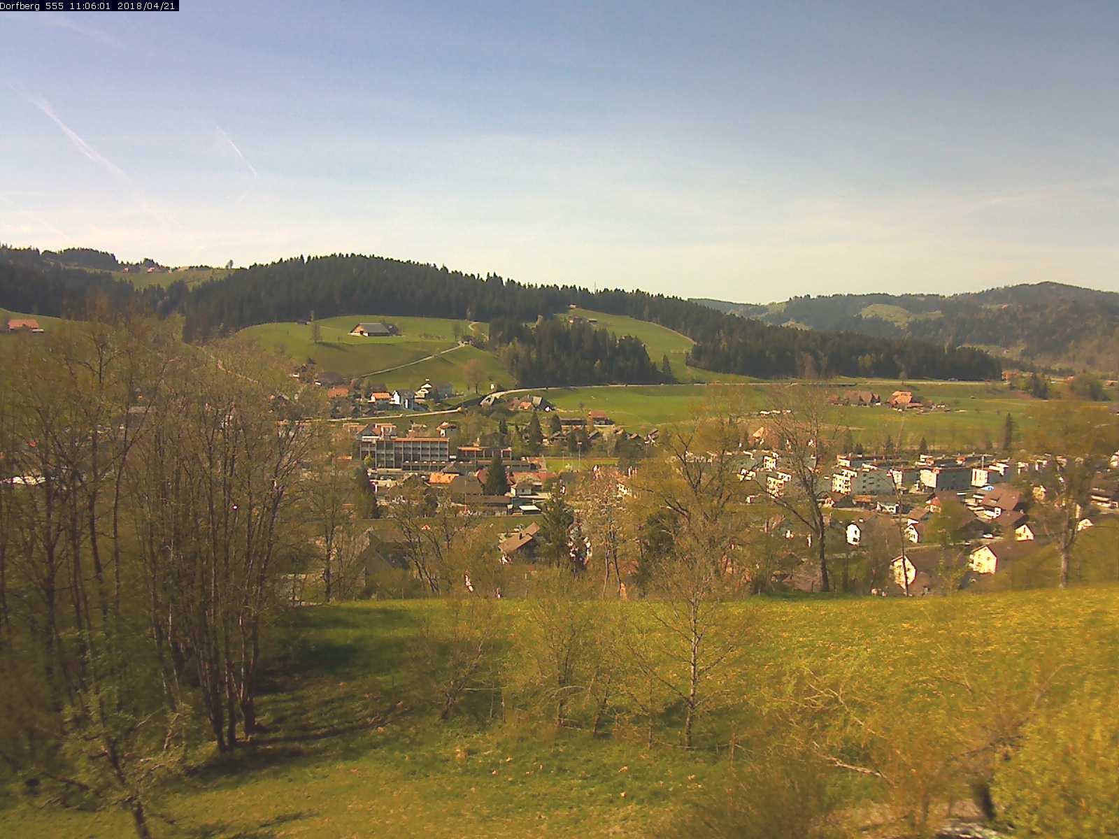 Webcam-Bild: Aussicht vom Dorfberg in Langnau 20180421-110601