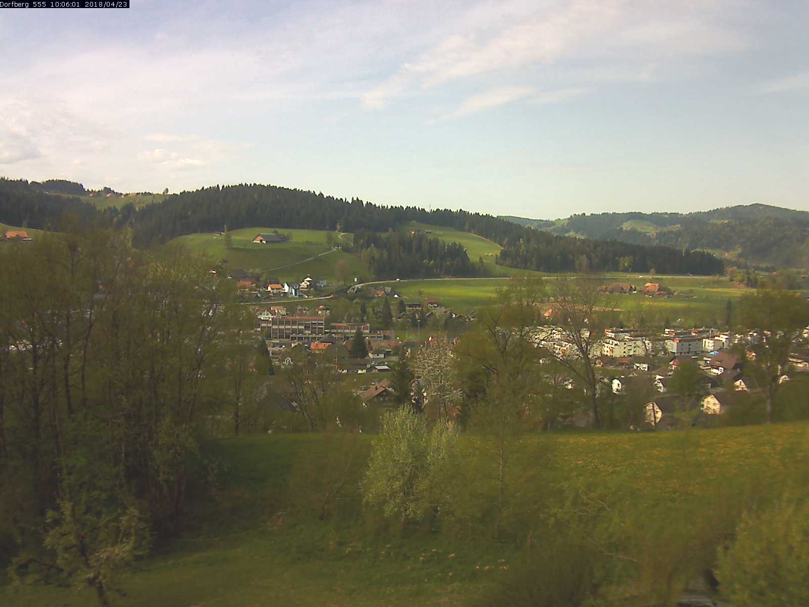Webcam-Bild: Aussicht vom Dorfberg in Langnau 20180423-100601