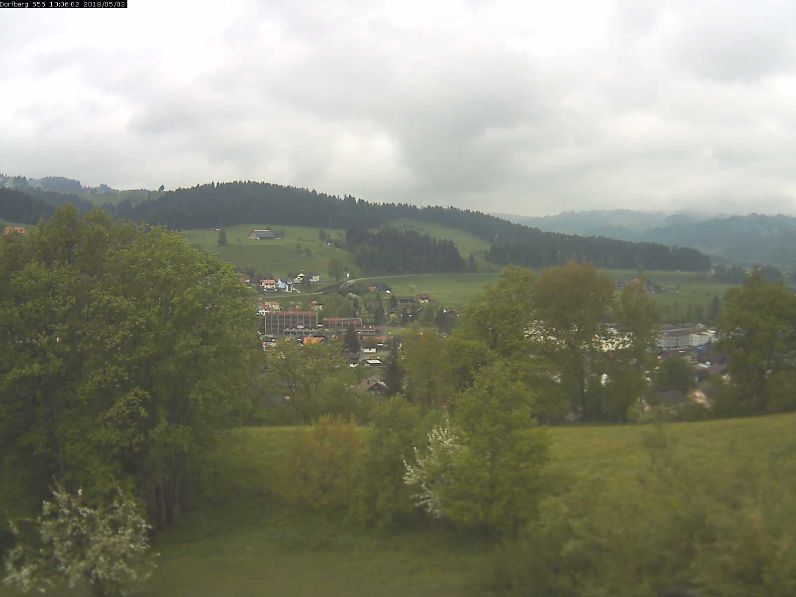 Webcam-Bild: Aussicht vom Dorfberg in Langnau 20180503-100601