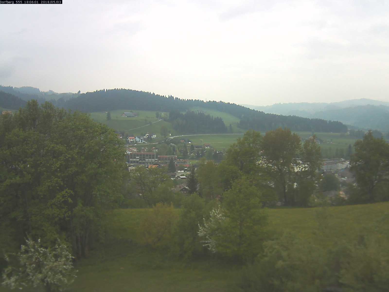 Webcam-Bild: Aussicht vom Dorfberg in Langnau 20180503-180601