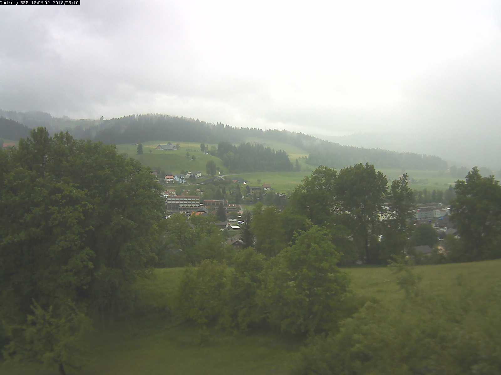 Webcam-Bild: Aussicht vom Dorfberg in Langnau 20180510-150601