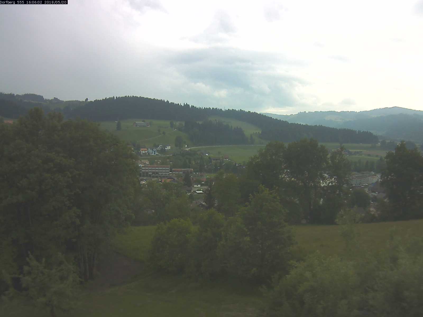 Webcam-Bild: Aussicht vom Dorfberg in Langnau 20180520-160601