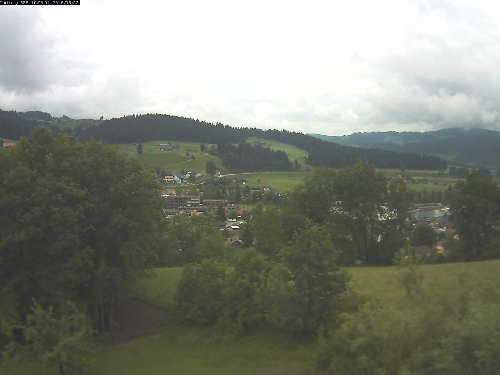 Webcam-Bild: Aussicht vom Dorfberg in Langnau 20180523-100601