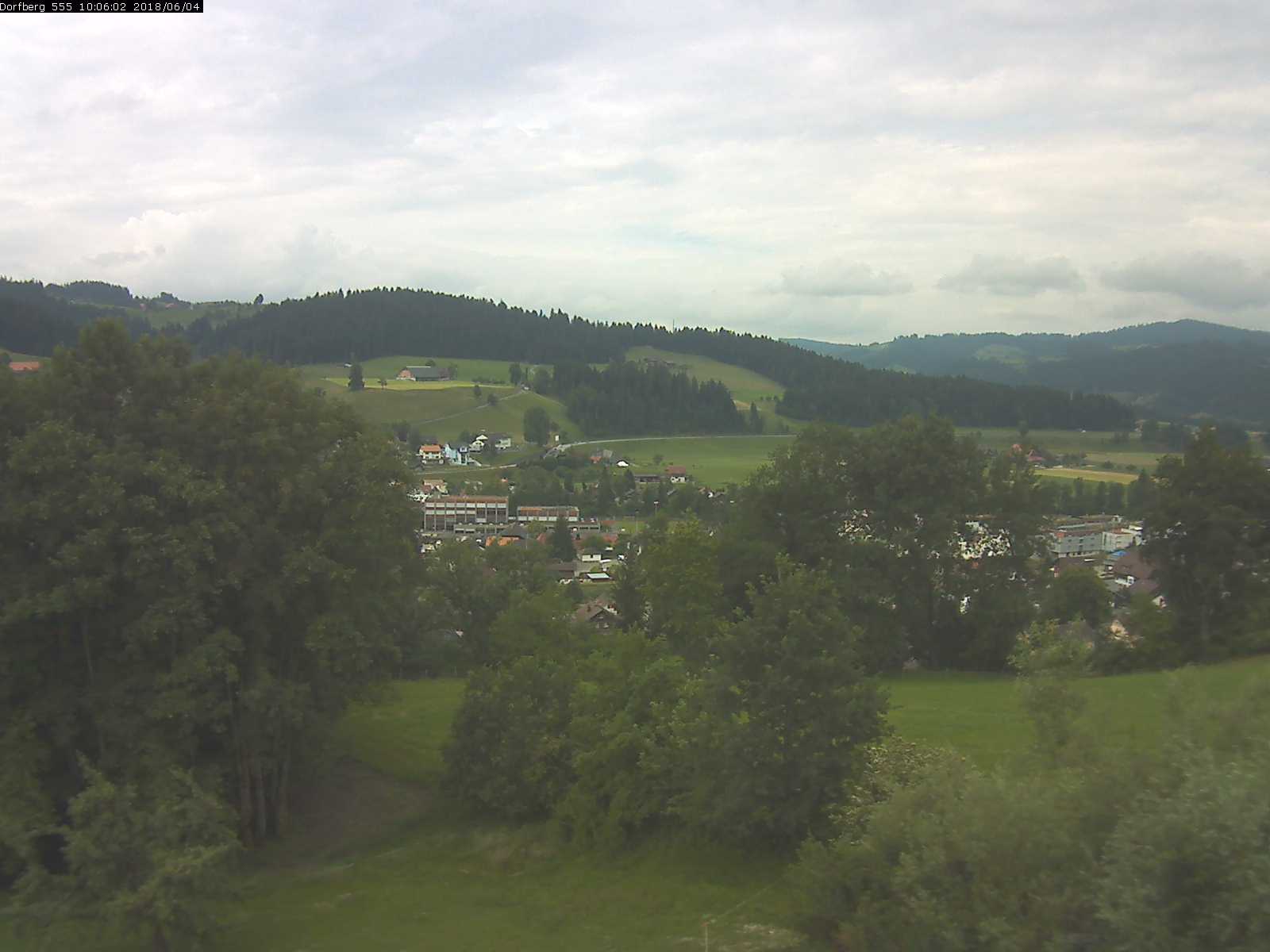 Webcam-Bild: Aussicht vom Dorfberg in Langnau 20180604-100601