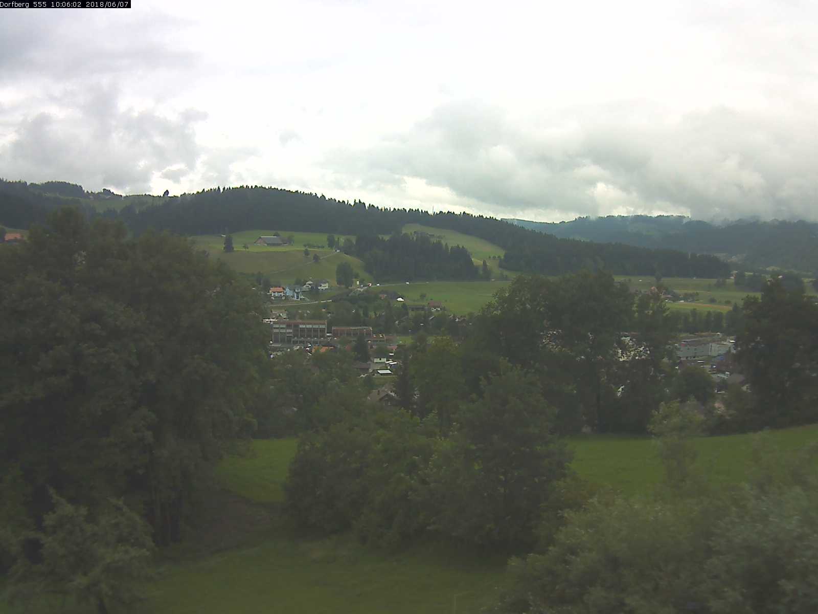 Webcam-Bild: Aussicht vom Dorfberg in Langnau 20180607-100601