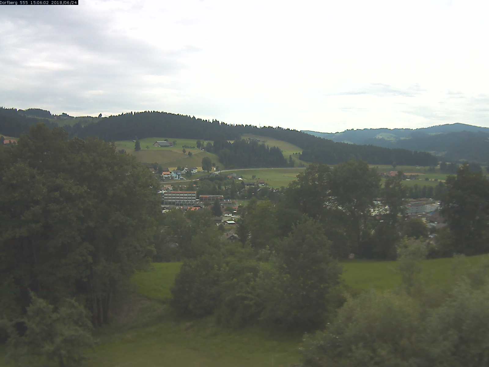 Webcam-Bild: Aussicht vom Dorfberg in Langnau 20180624-150601