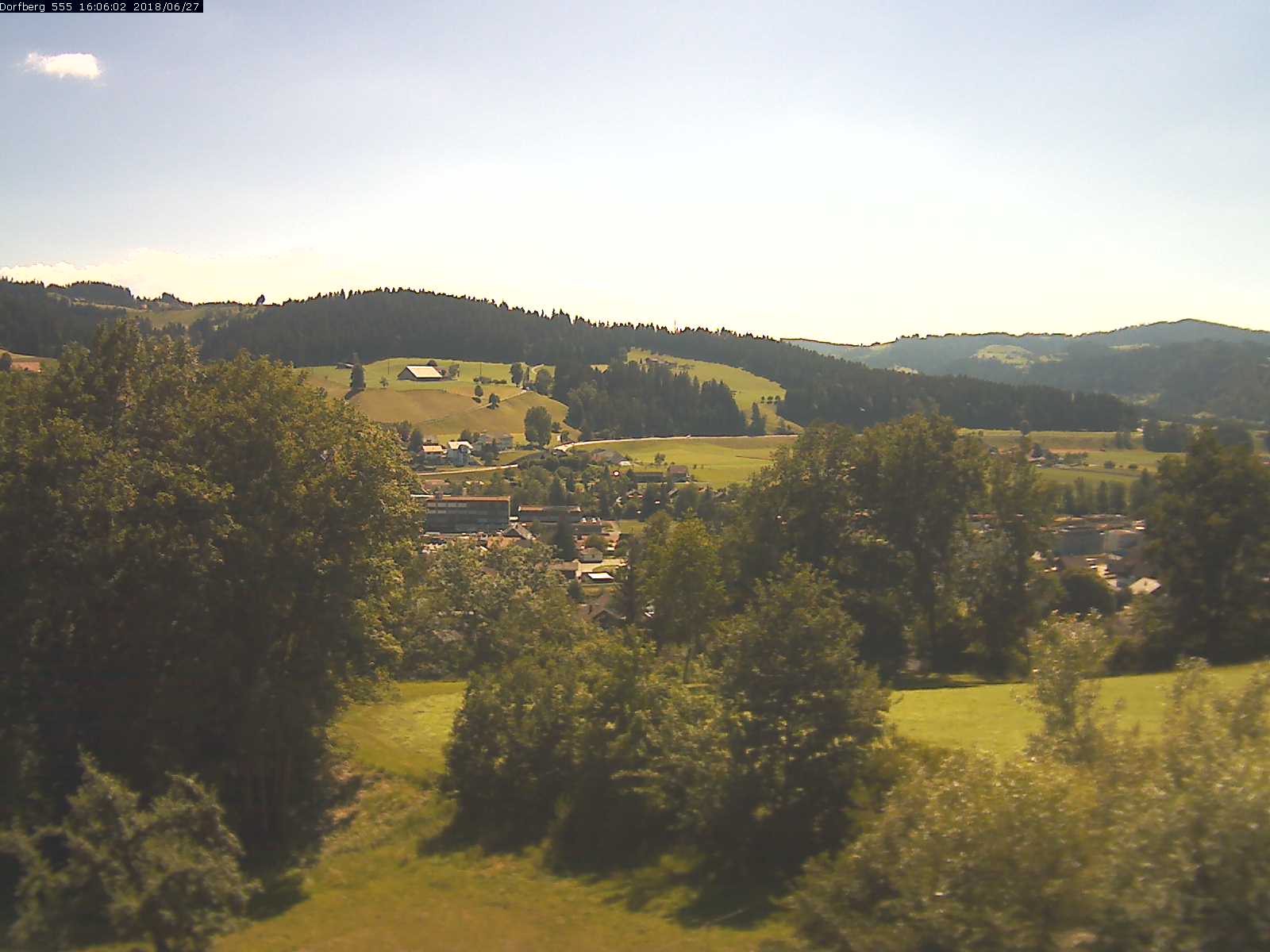 Webcam-Bild: Aussicht vom Dorfberg in Langnau 20180627-160601