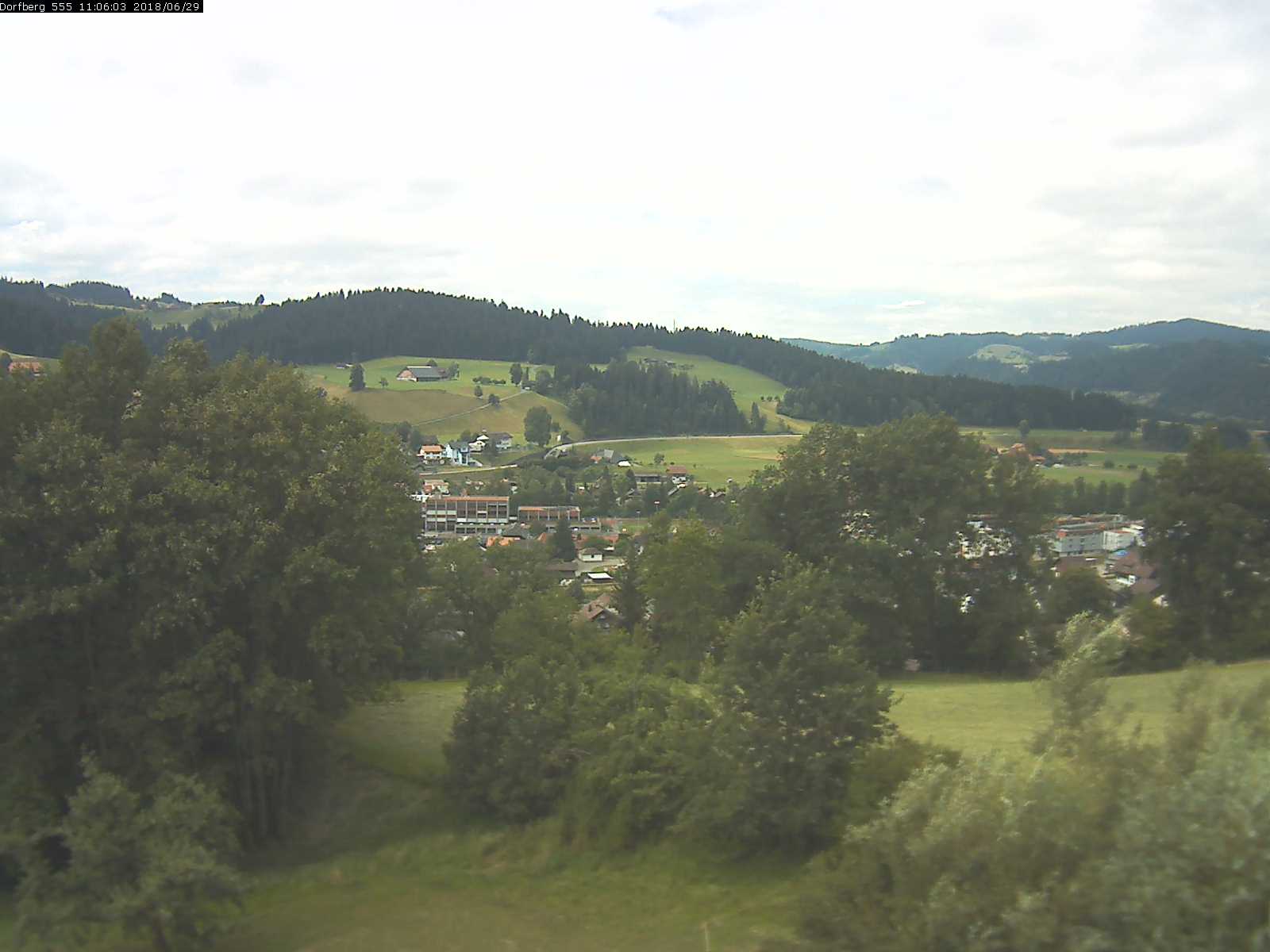 Webcam-Bild: Aussicht vom Dorfberg in Langnau 20180629-110601