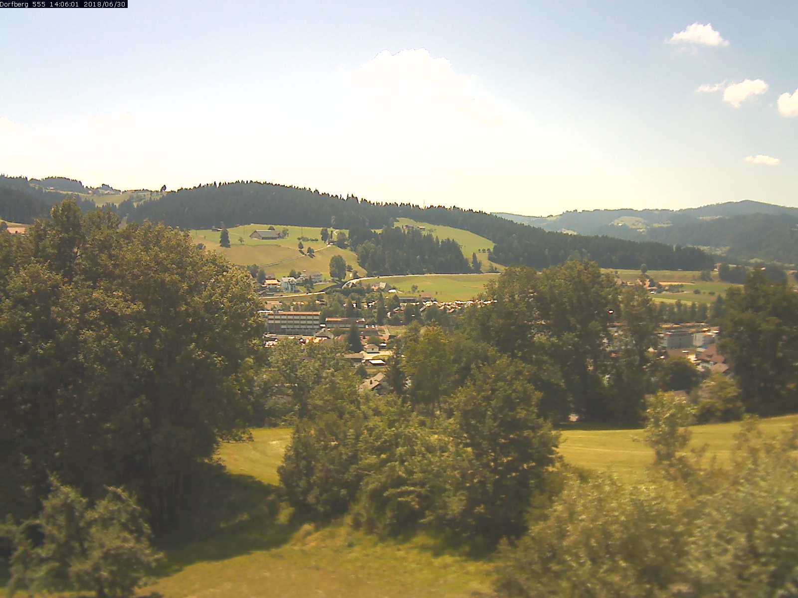 Webcam-Bild: Aussicht vom Dorfberg in Langnau 20180630-140601