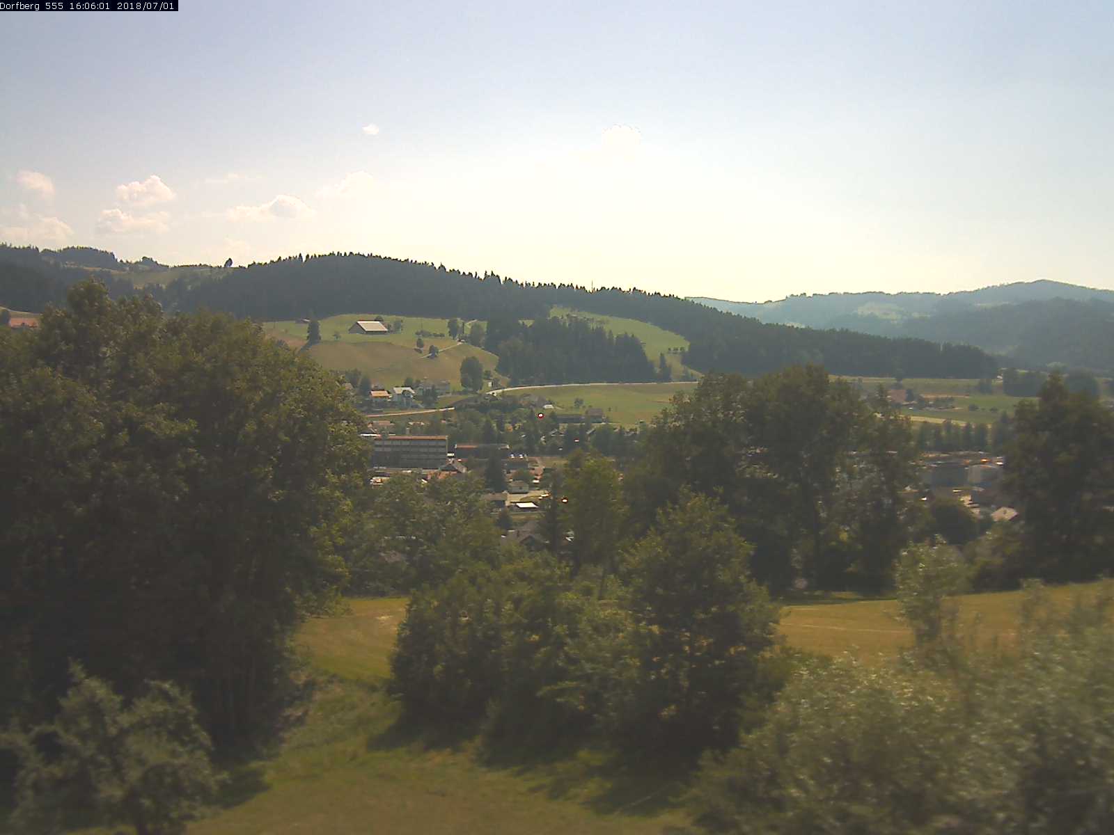 Webcam-Bild: Aussicht vom Dorfberg in Langnau 20180701-160601