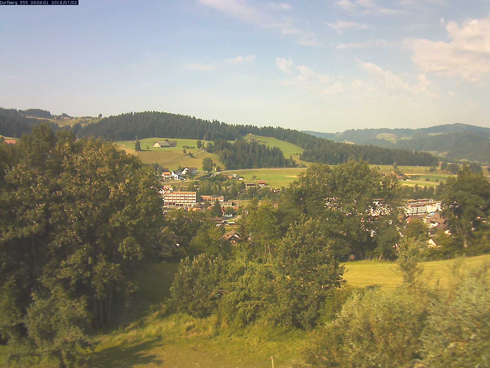 Webcam-Bild: Aussicht vom Dorfberg in Langnau 20180702-090601