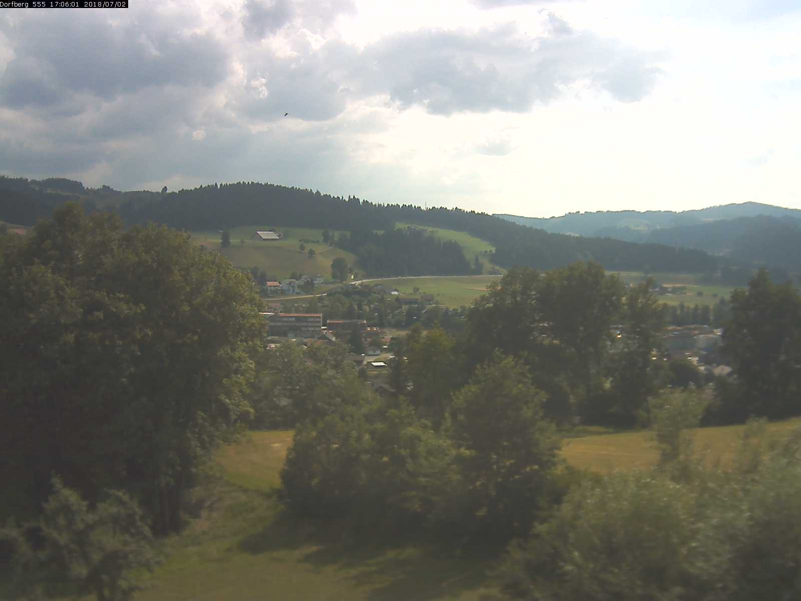 Webcam-Bild: Aussicht vom Dorfberg in Langnau 20180702-170601