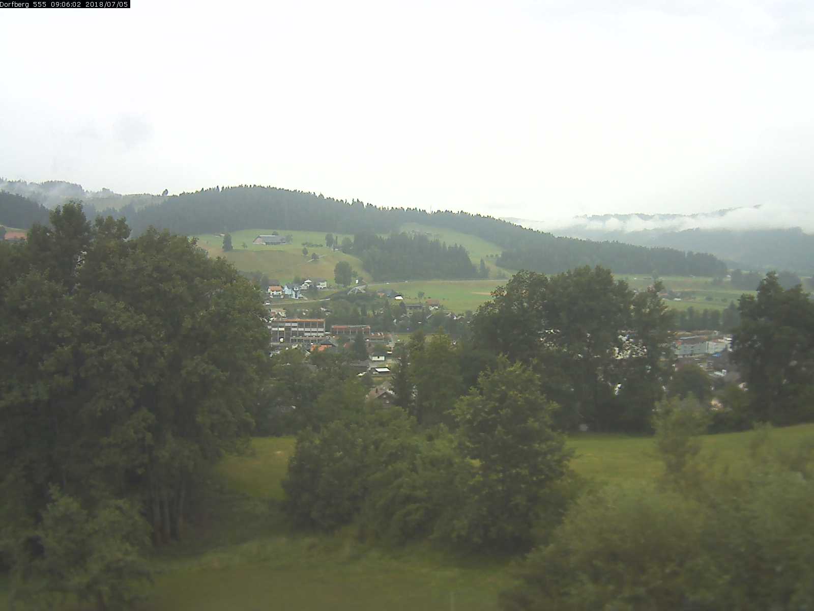 Webcam-Bild: Aussicht vom Dorfberg in Langnau 20180705-090601