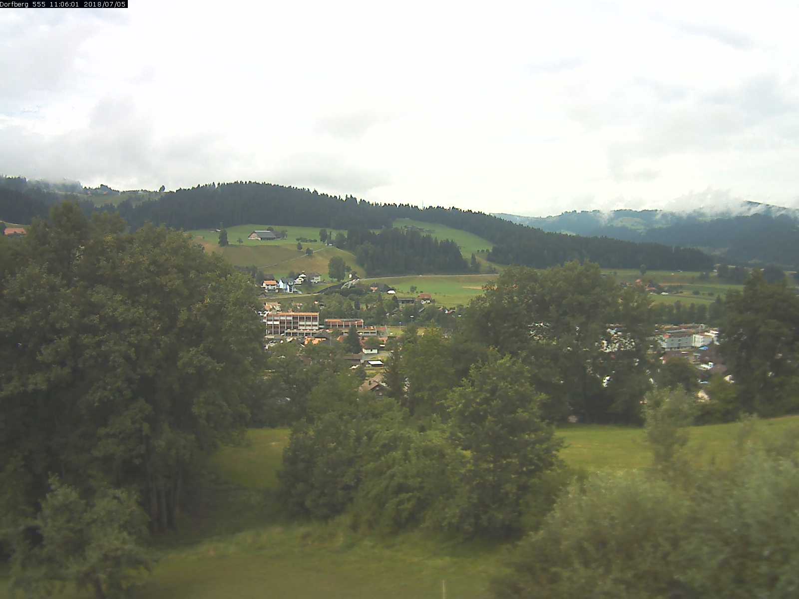 Webcam-Bild: Aussicht vom Dorfberg in Langnau 20180705-110601