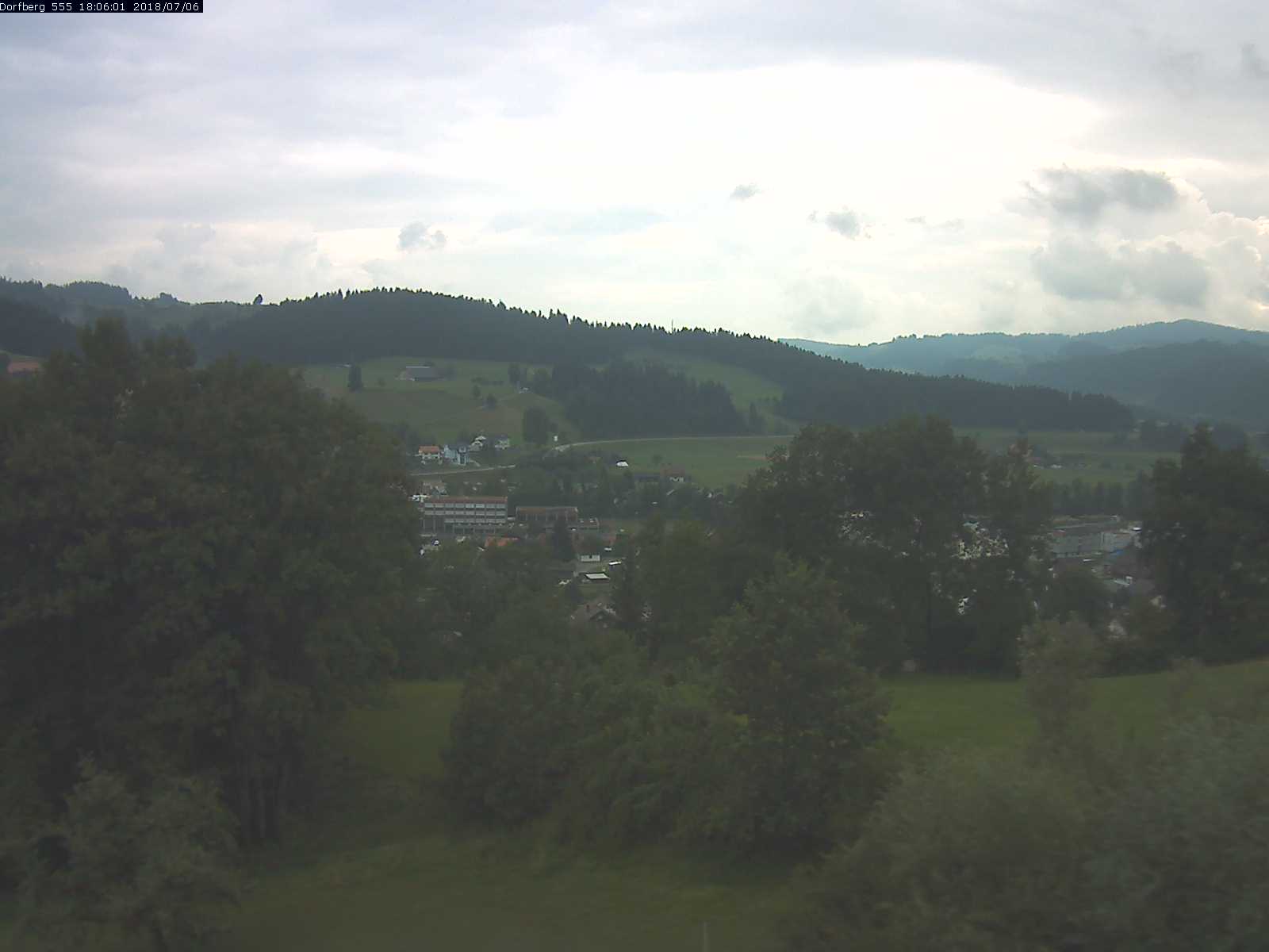 Webcam-Bild: Aussicht vom Dorfberg in Langnau 20180706-180601